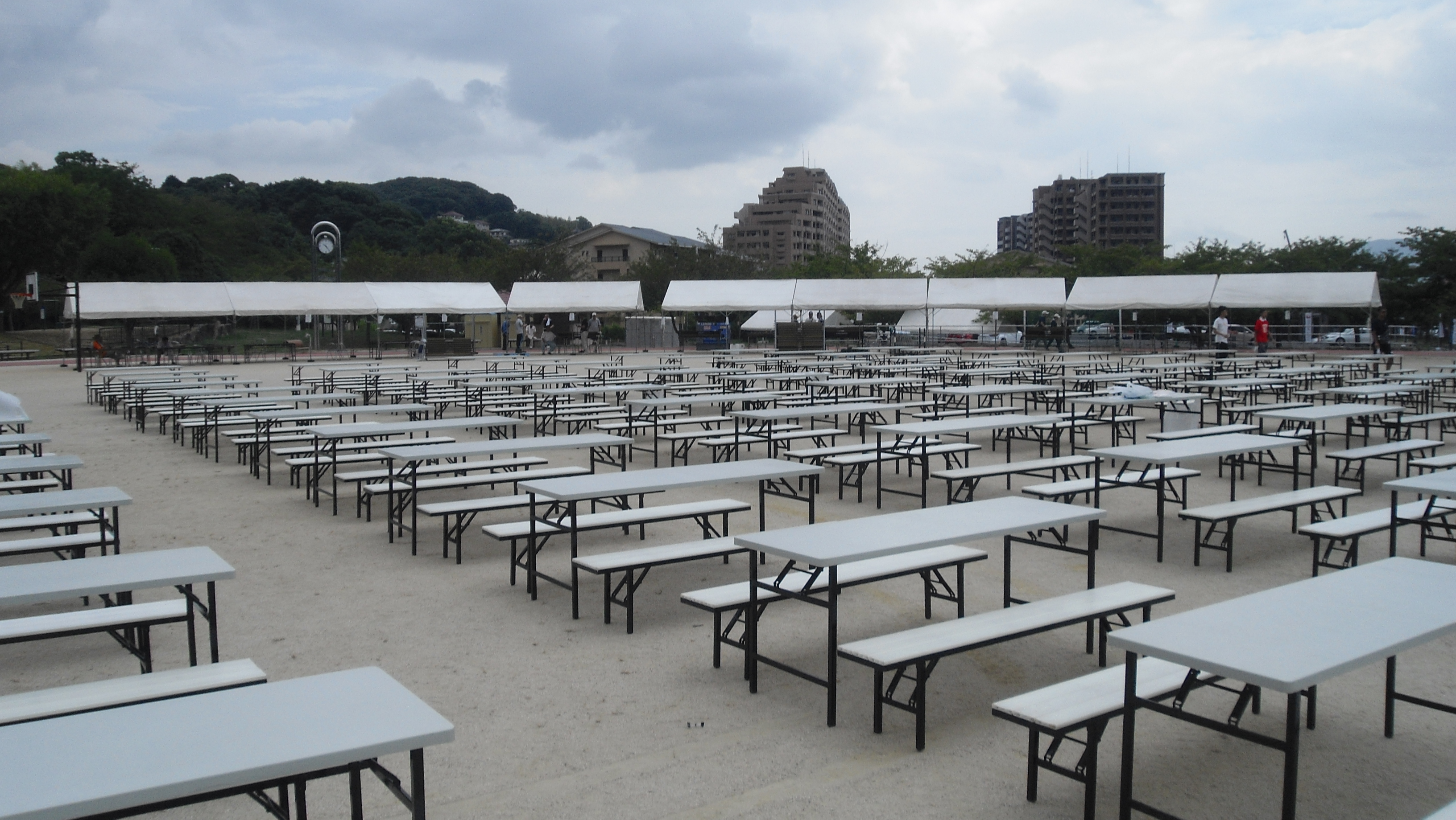 大規模イベント用飲食・休憩スペース設営